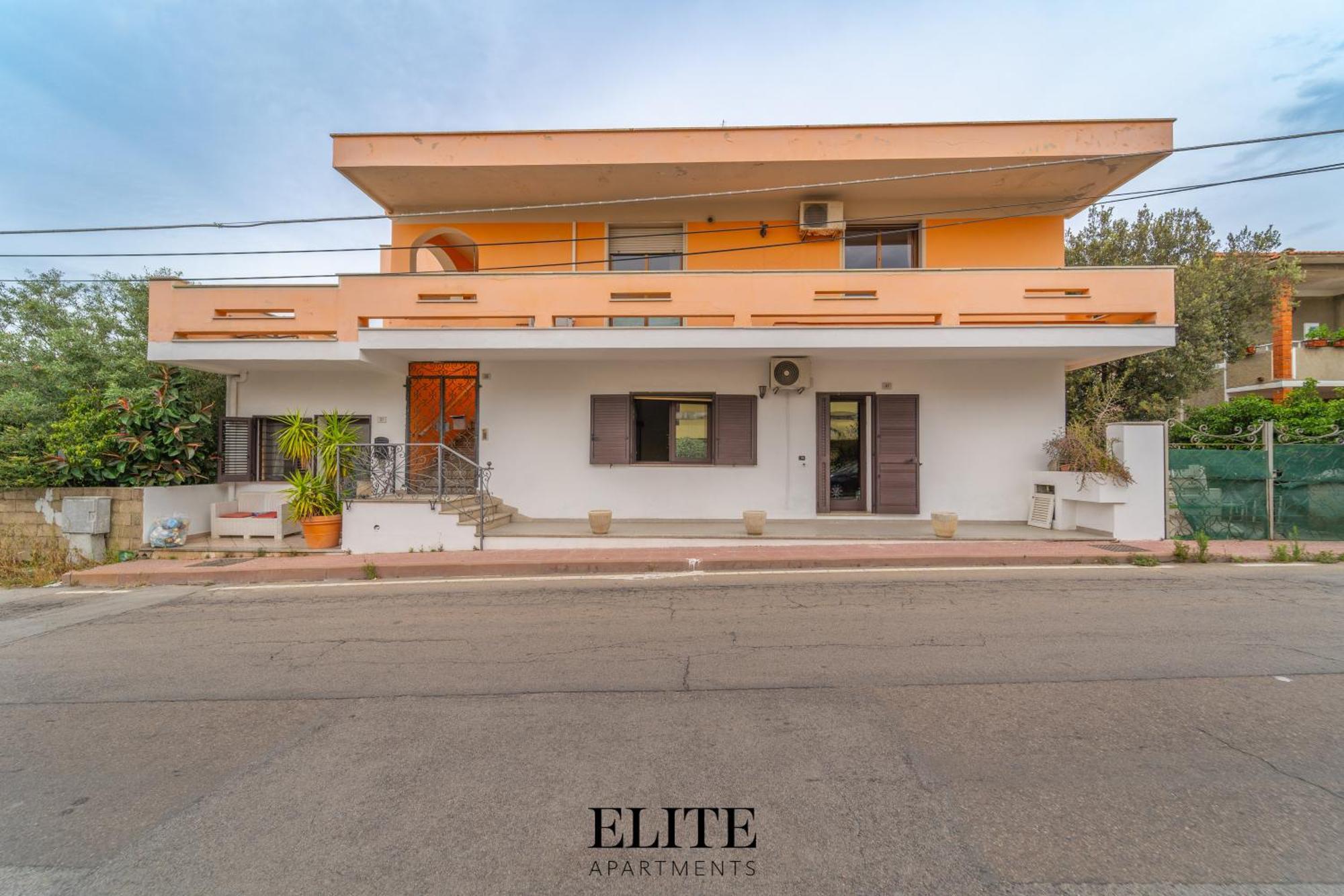 B&B My Home Al Centro Di Olbia Kültér fotó