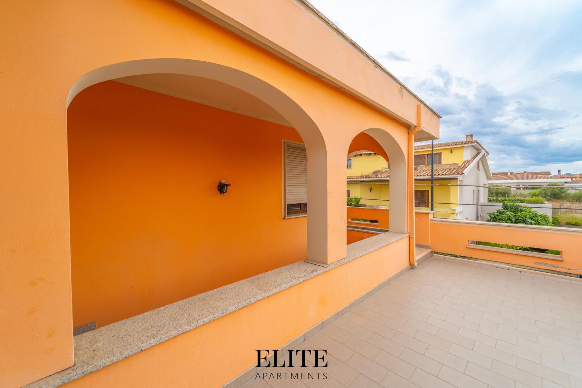 B&B My Home Al Centro Di Olbia Kültér fotó